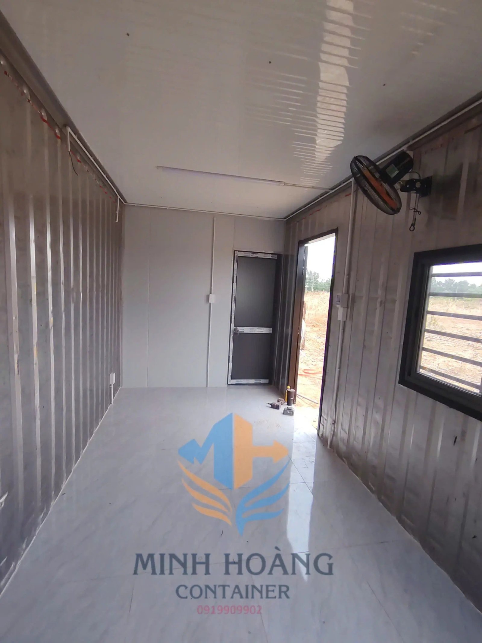 Container Văn Phòng 20 Feet Đen Vỏ Lạnh Có Toilet Kèm Hố Thoát